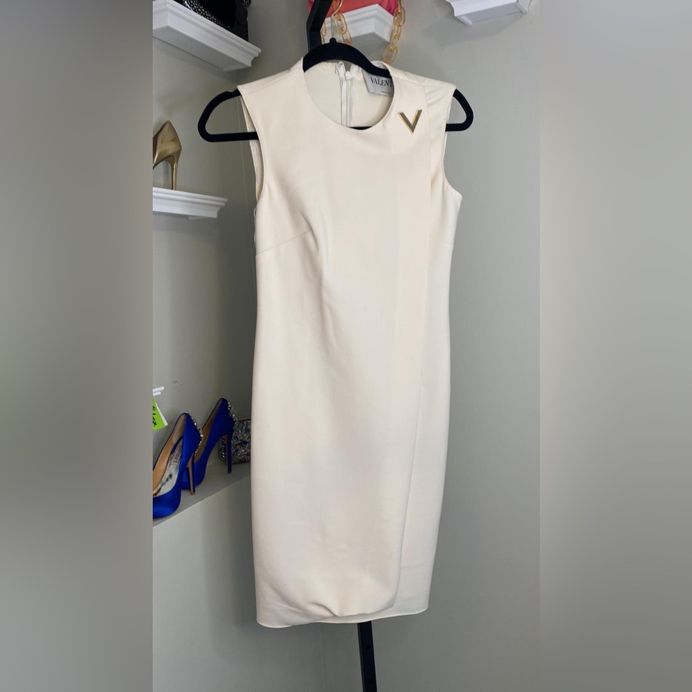 Valentino White dress - Picture 4 of 15